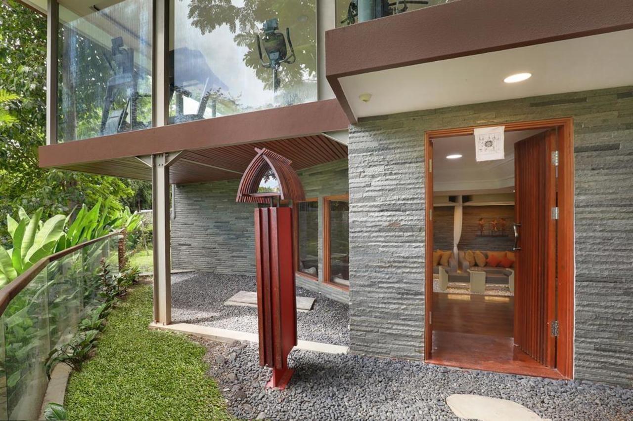 Pandawa All Suites Hotel Seminyak Buitenkant foto