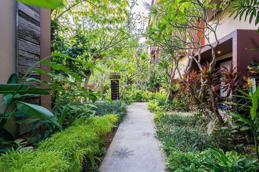 Pandawa All Suites Hotel Seminyak Buitenkant foto