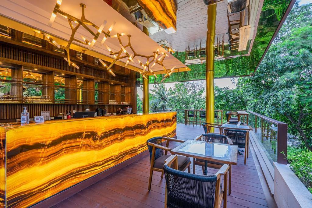 Pandawa All Suites Hotel Seminyak Buitenkant foto