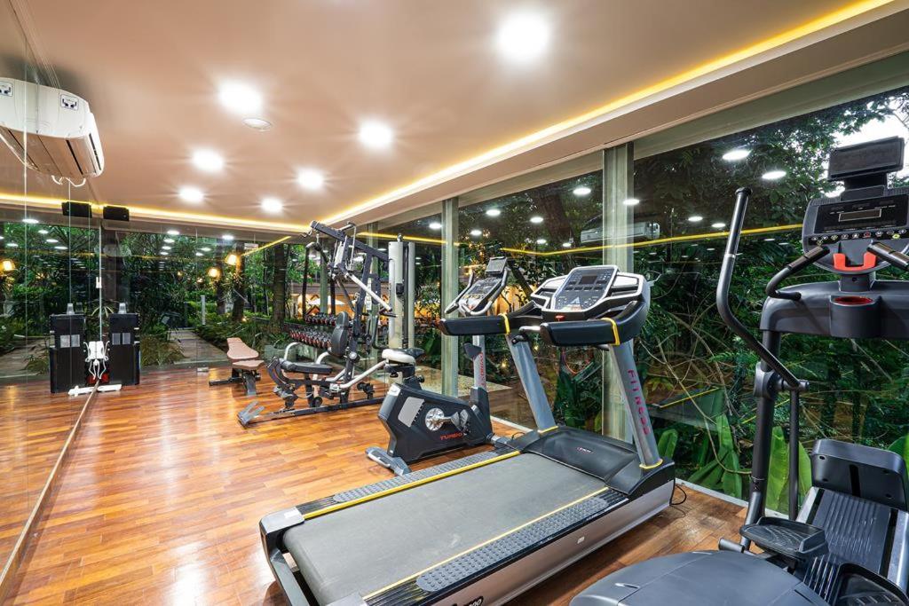 Pandawa All Suites Hotel Seminyak Buitenkant foto